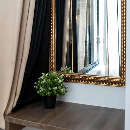 Triplex 50 M2 - Montorgueil & Marais