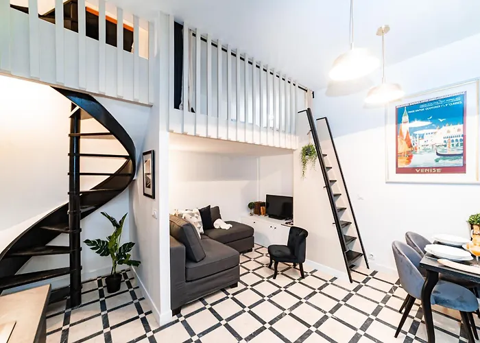 Triplex 50 M2 - Montorgueil & Marais Daire Paris